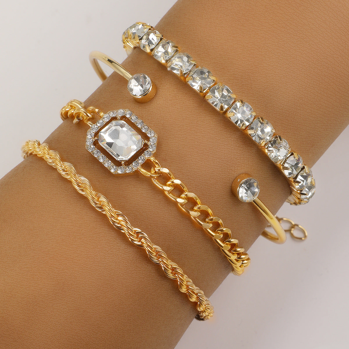 Fashion Jewelry 4 Pcs Crystal Bracelet Set Bohemian Design For Women
