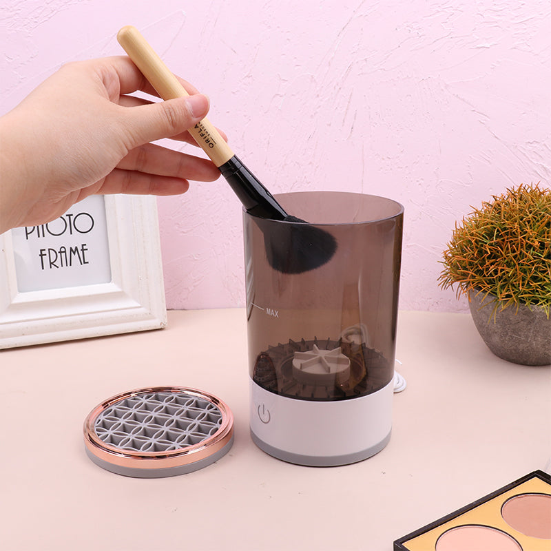 Electronic Make-up Brushes Cleaning Machines